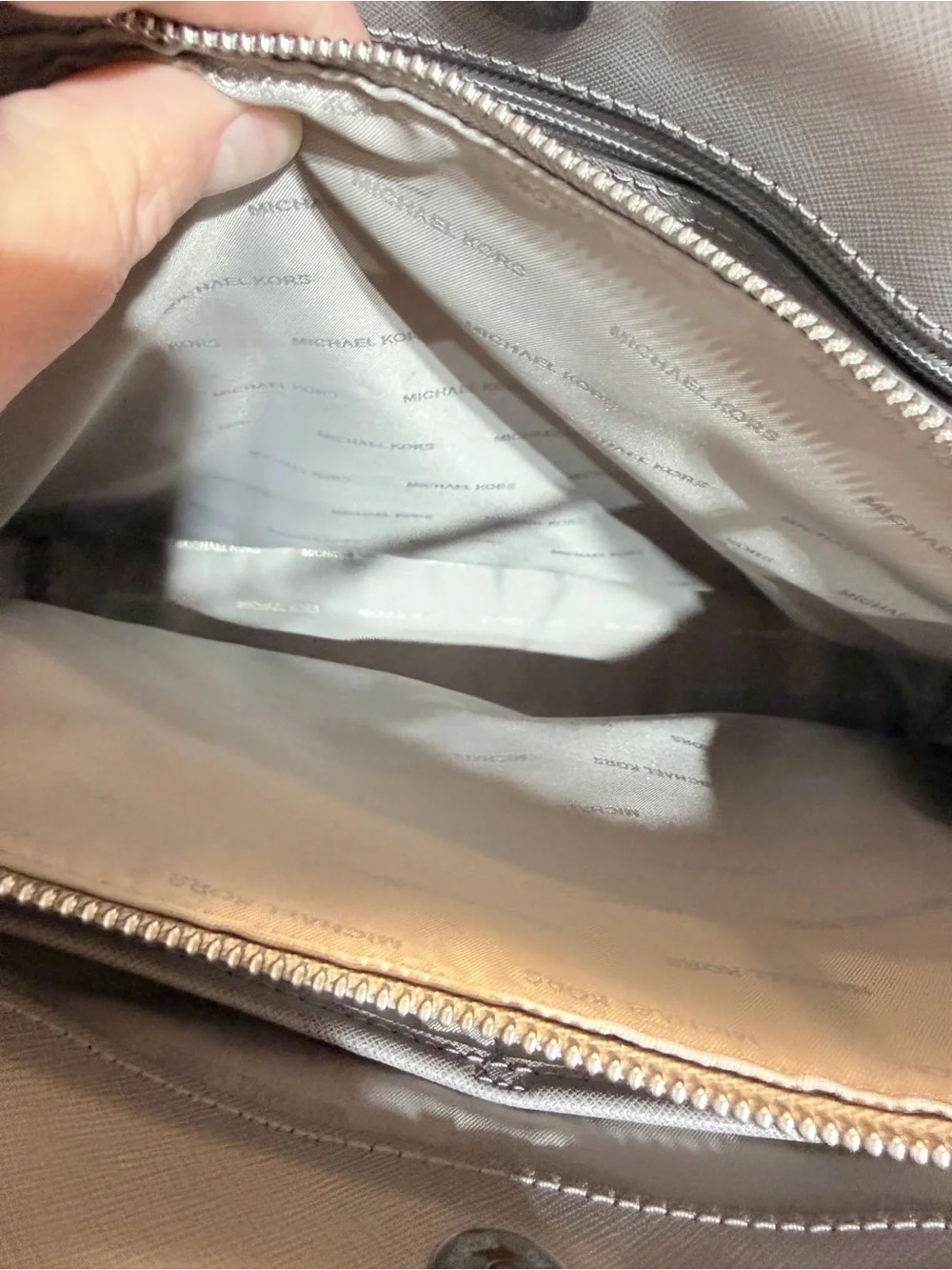 Michael Kors Savannah Medium Satchel with COA